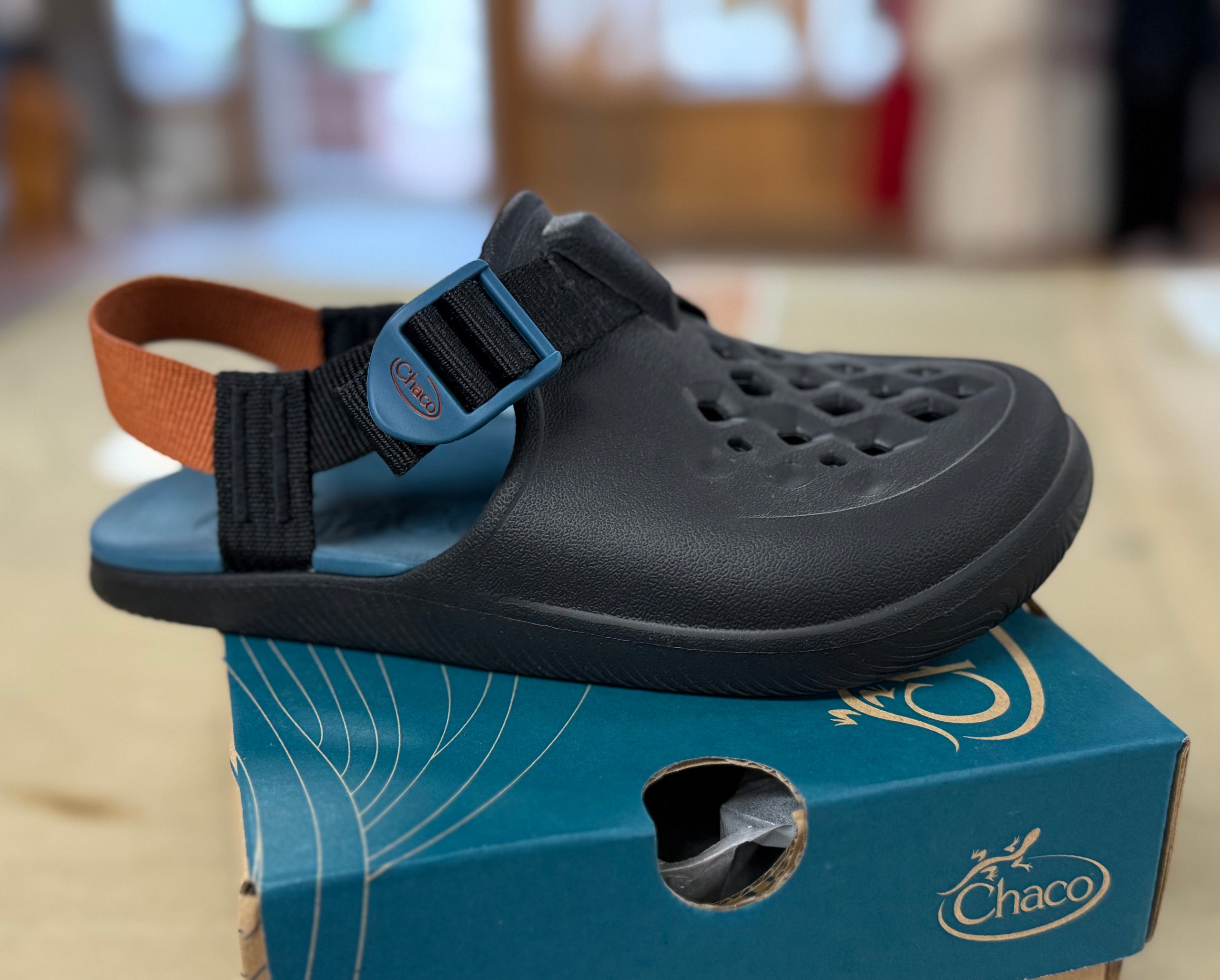 Chaco Chillos Clogs