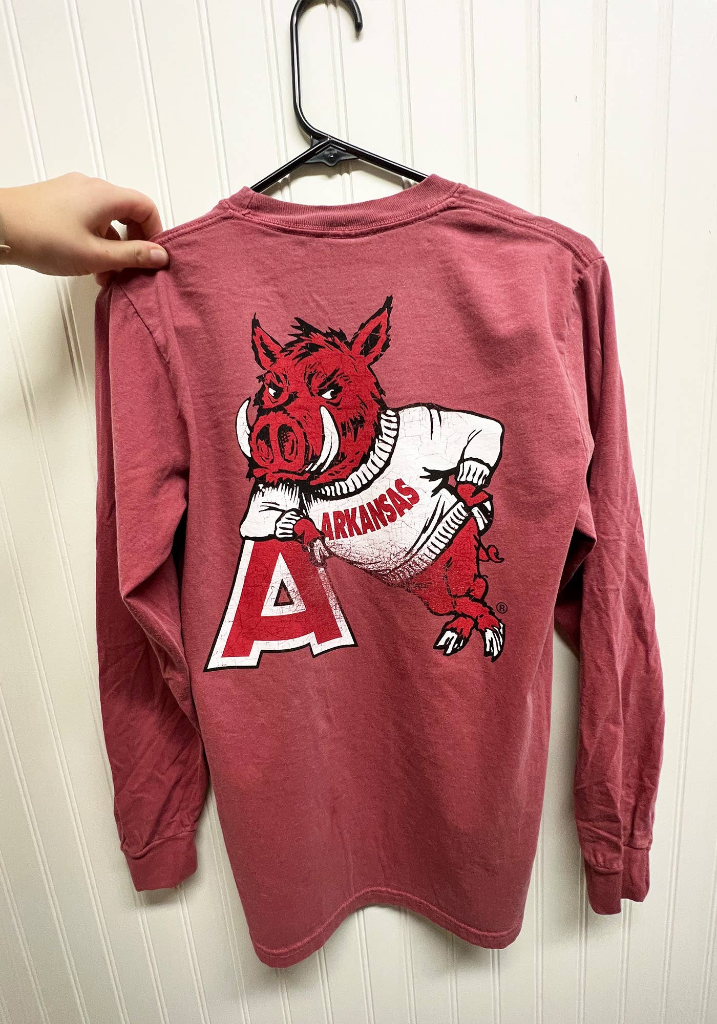 Red Leaning on A Long Sleeve