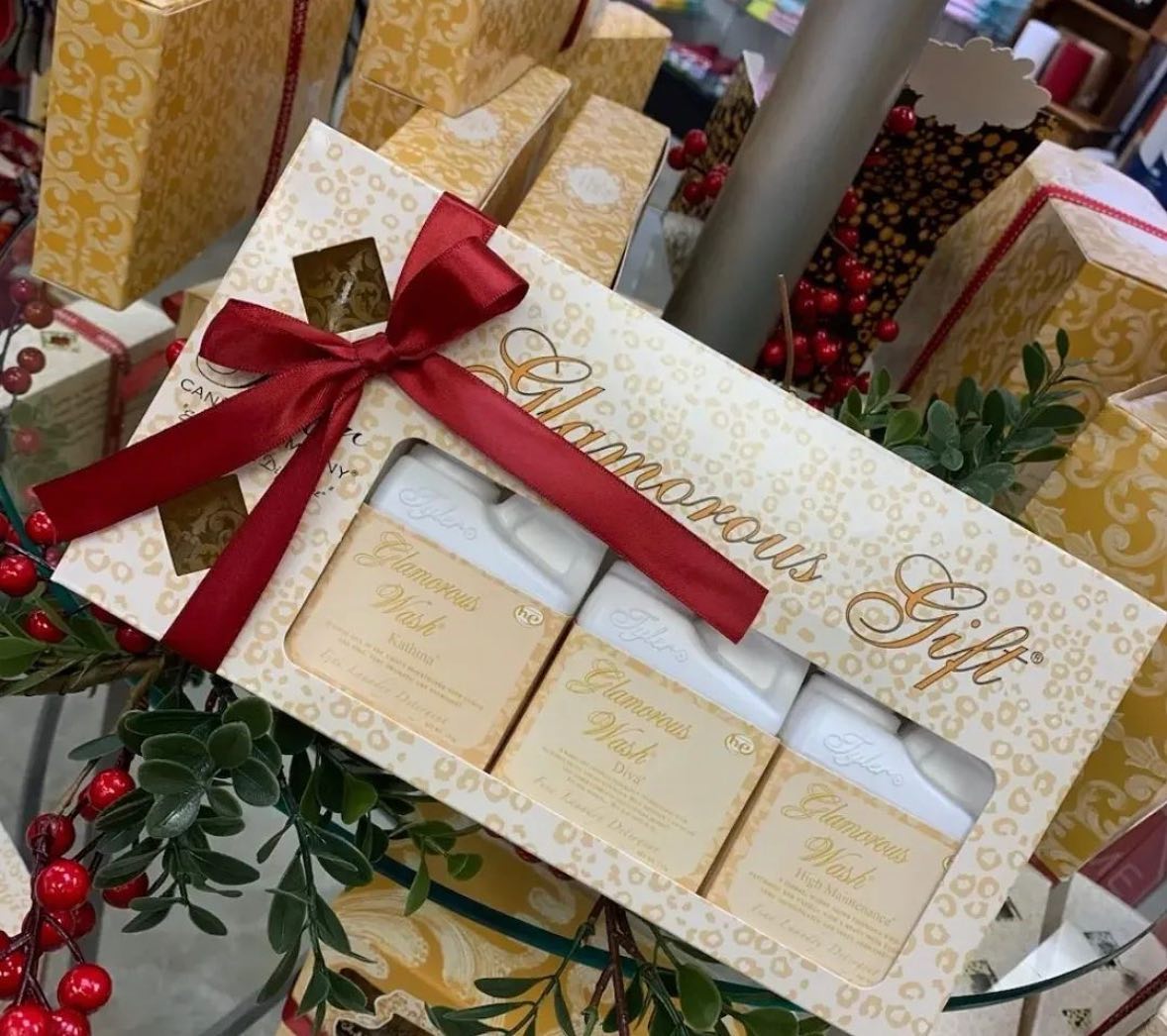 Glamorous Gift Bundle