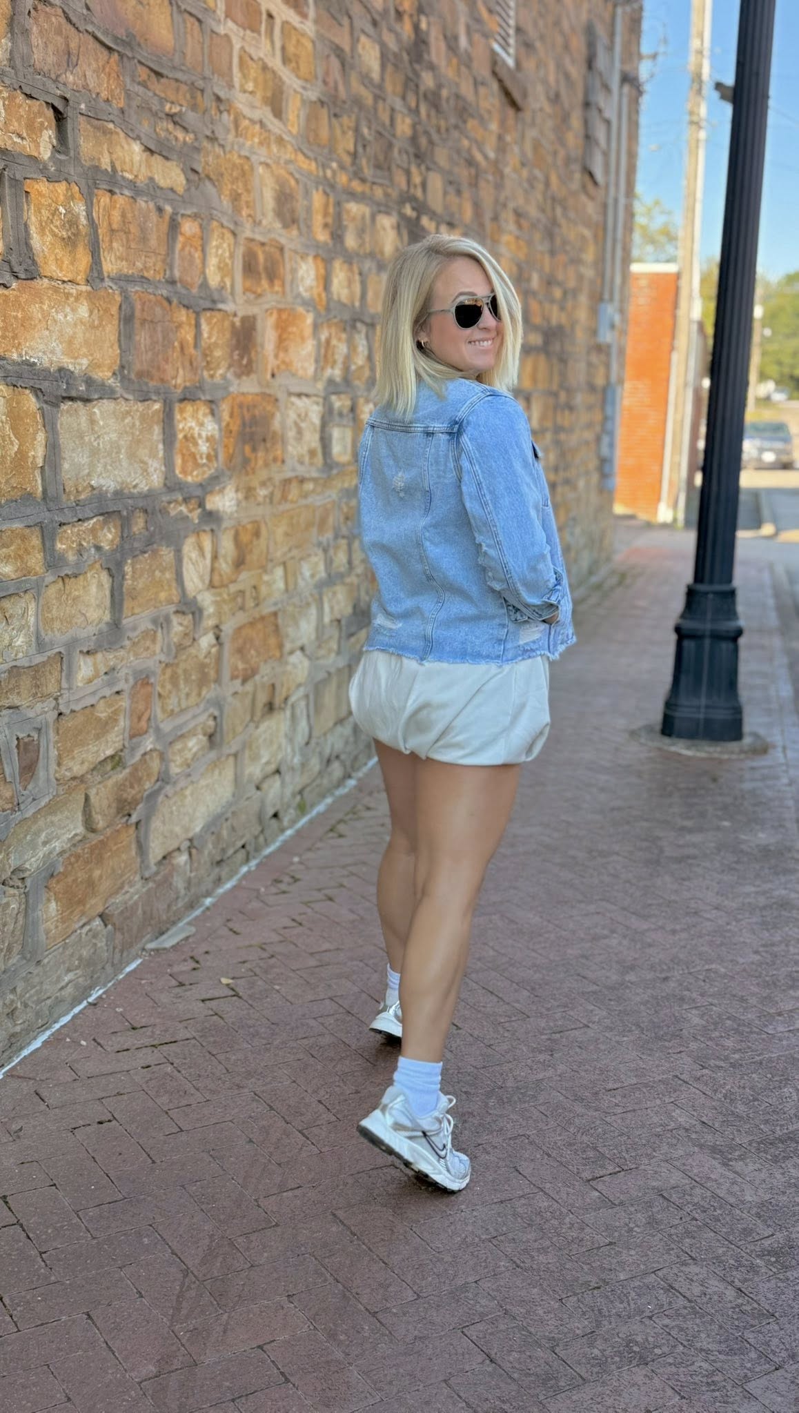 Distressed Raw Hem Buttons Denim Jacket