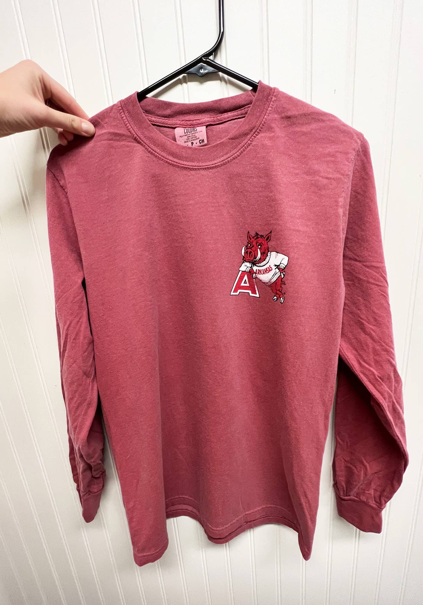 Red Leaning on A Long Sleeve